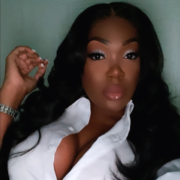 Meet your Posher, Posh - Picture 1 of 1